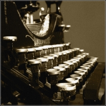 antique-typewriter